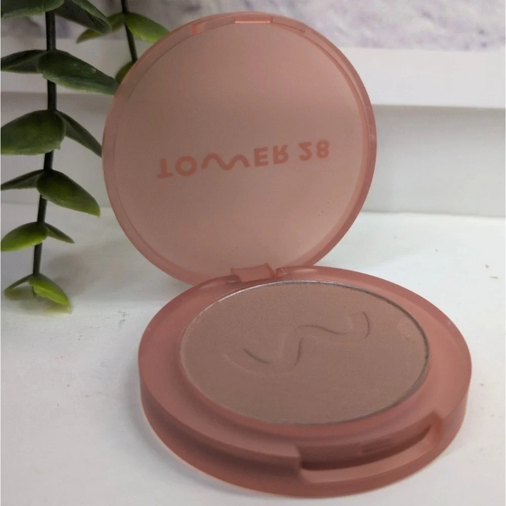 NEW! Long Beach Iced Tea 🥰Tower 28 Beauty Blur + Set Matte Powder Blush0.141oz